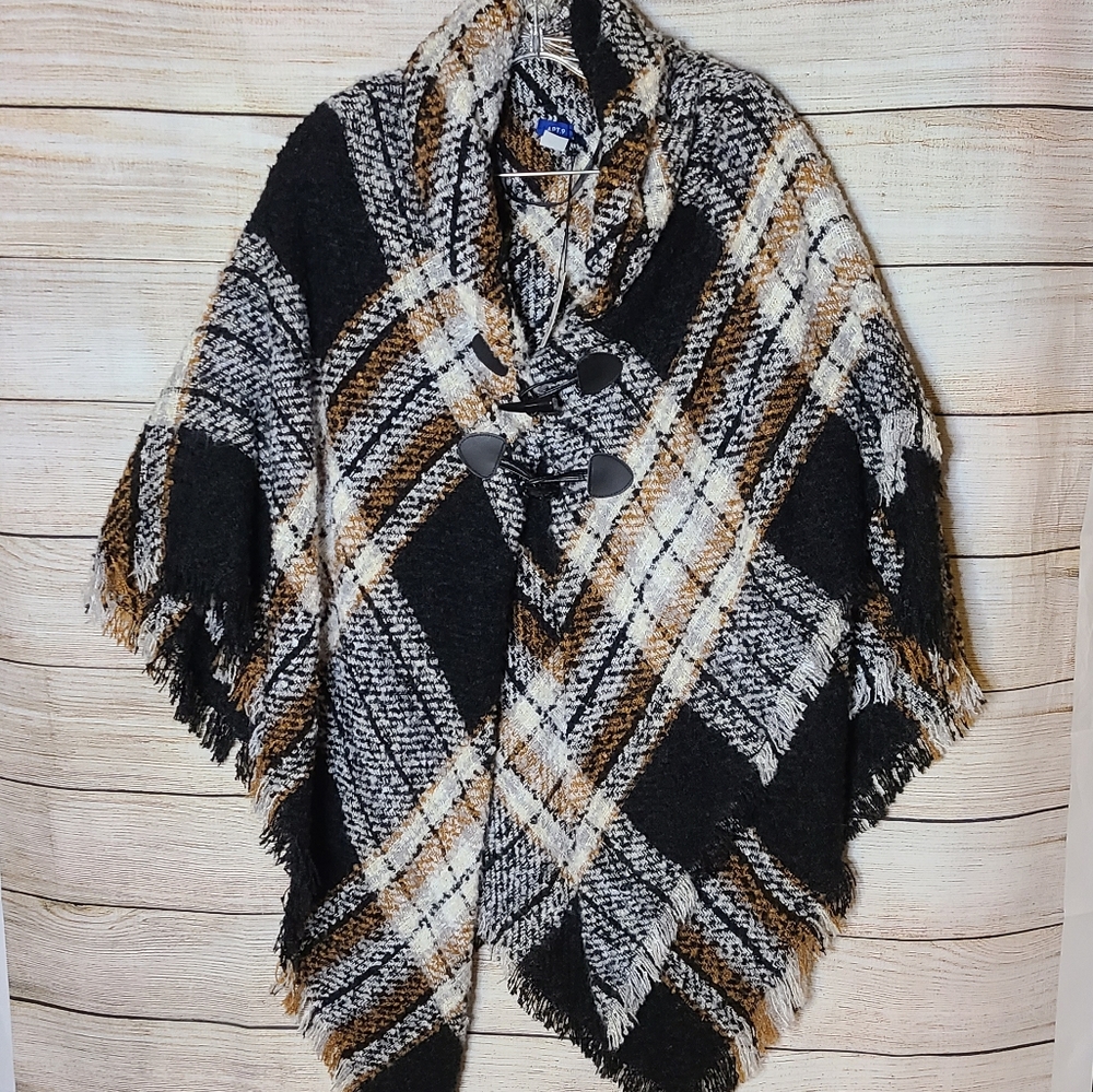 Apt 9 Black and Tan Two Button Cold Weather Poncho, One Size